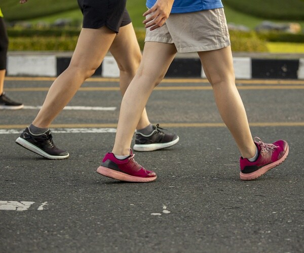 Daily Half-Hour Walk Can Greatly Boost Survival After Stroke