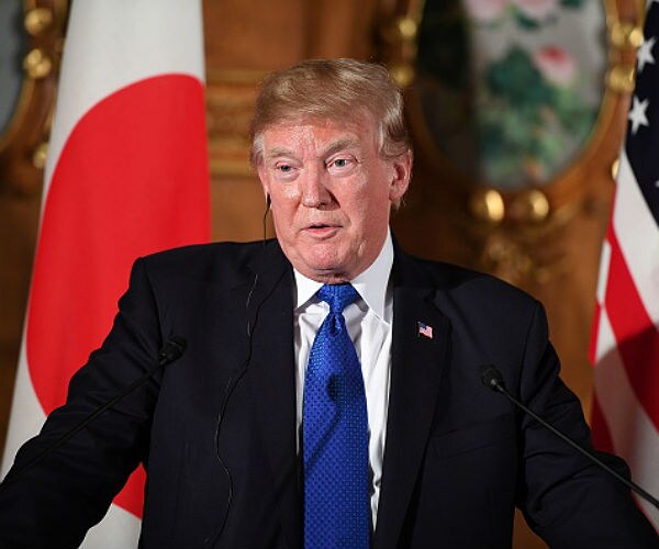 9 People in Trump's World Have Had Contacts With Russians