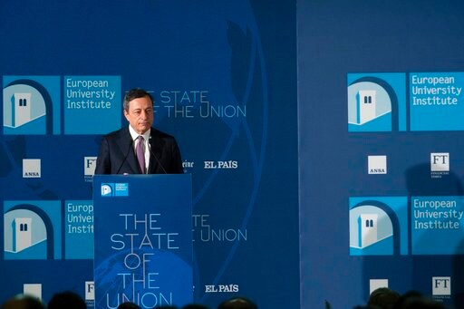 European Central Banker Urges Reforms to Make Euro Resilient