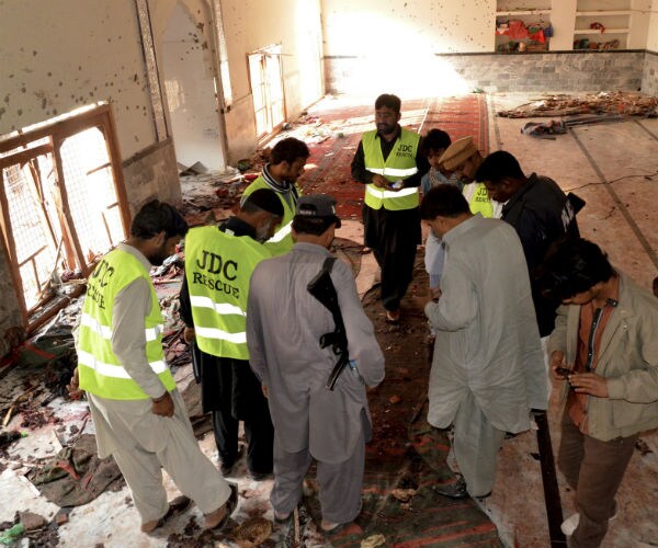 Militants Attack Pakistan Police Academy, Killing 59