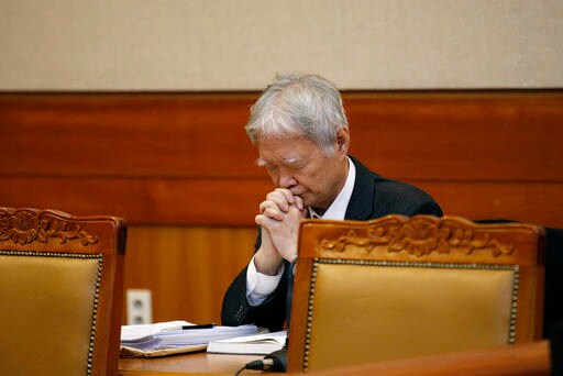 SKorean President Refuses to Testify in Impeachment Trial