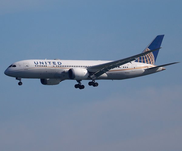 US Judge Upholds United Airlines' Employee COVID-19 Vaccine Mandate 