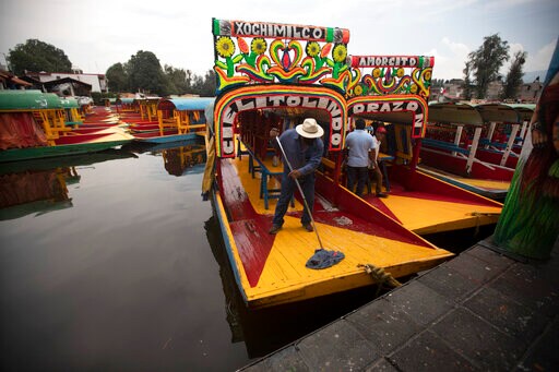 Mexico's Famous Floating Gardens Reopen after Virus Shutdown