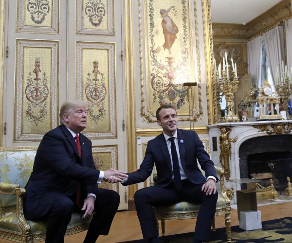 Trump, Macron Defuse Tensions After Testy Tweet