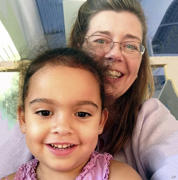 Cherokee Child Baby Veronica Returns to Adoptive Parents