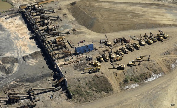 Mexico Drug Cartel Makes More Dealing Iron Ore