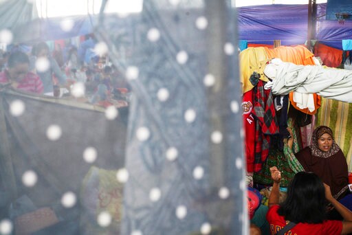 Philippine Troops Declare 8-hour Cease-fire in Besieged City