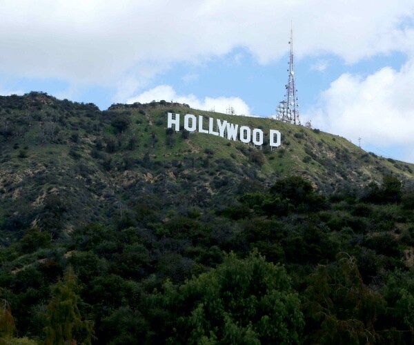 hollywood sign