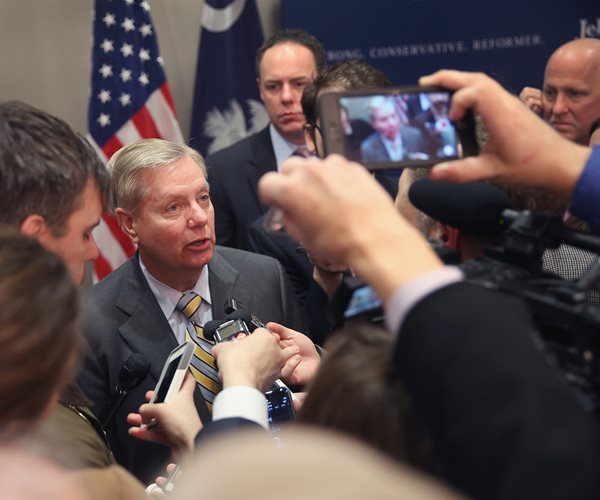 Bill Would Require South Carolina Journalists to Register