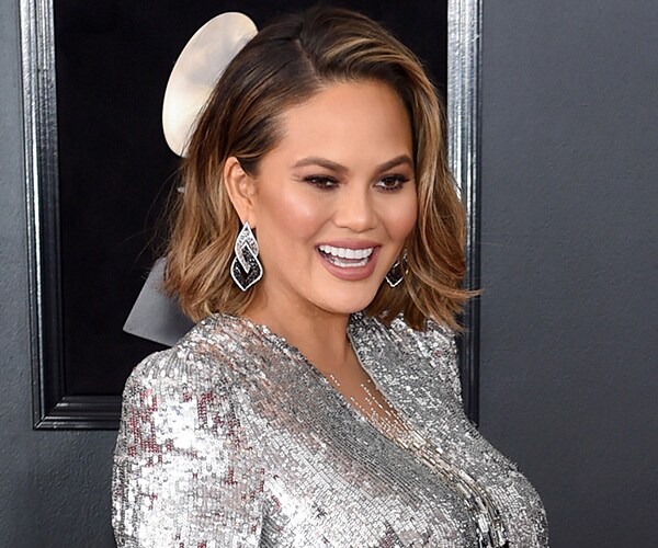 Chrissy Teigen's Snapchat Exit Sends Stock Down Again