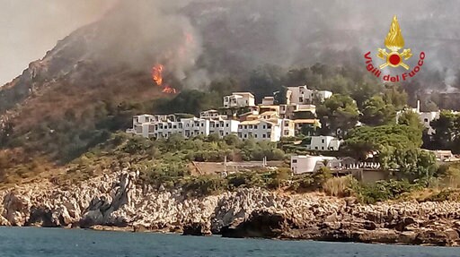 Tourists Flee Wildfires in Sicily in Tense Evacuation by Sea