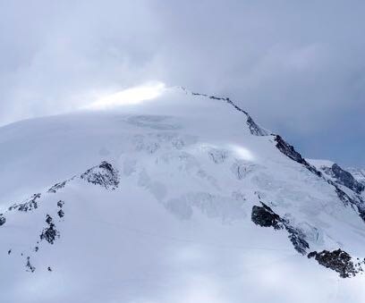 Swiss Police Say 6th Hiker Dies After Snowstorm in Alps