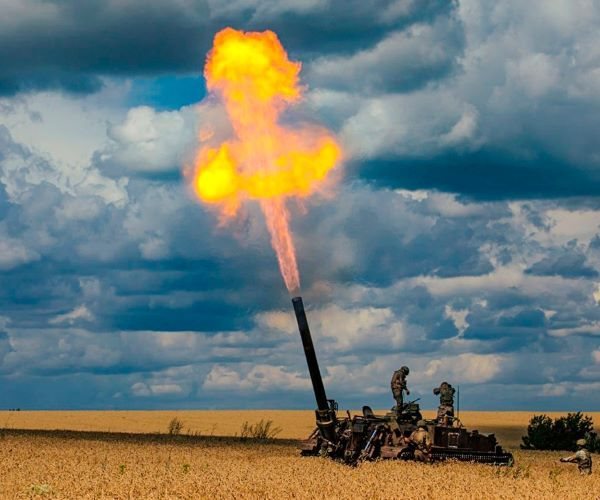 Putin Bets Winter Gas Chokehold Will Yield Ukraine Peace - on His Terms