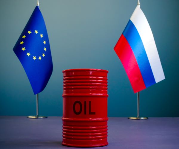 EU Agrees to $60 Price Cap on Russian Oil