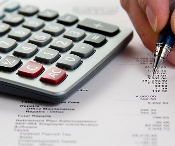 Companies Use 1970s Budget Tool to Cut Costs as They Hunt for Growth