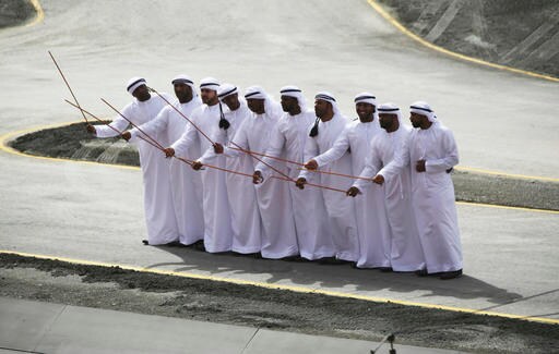 Sudan's President Accompanies UAE's Rulers to Defense Show