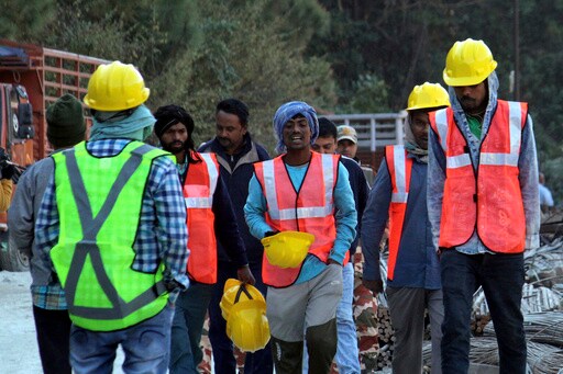 In India, 40 Workers Are Trapped in a Tunnel for a 7th Day as Rescuers Wait for a New Drill