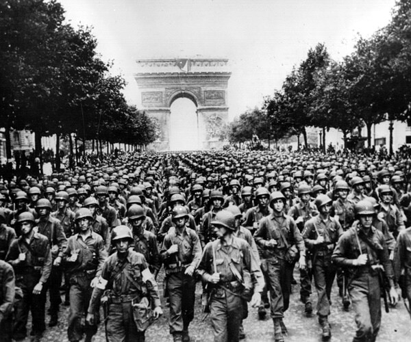 Paris Celebrates Its Liberation from Nazis, 75 Years On