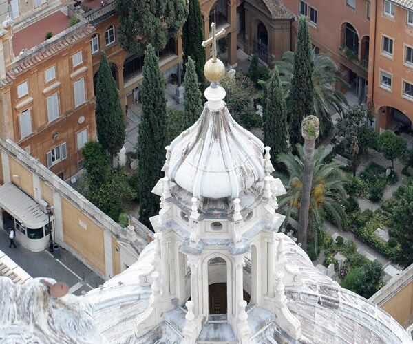 Vatican College Space Holds Bones of Dozens, Expert Says