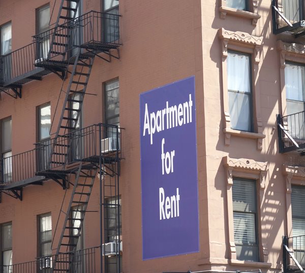 Sticky Rent to Keep Nagging at Americans: Cleveland Fed