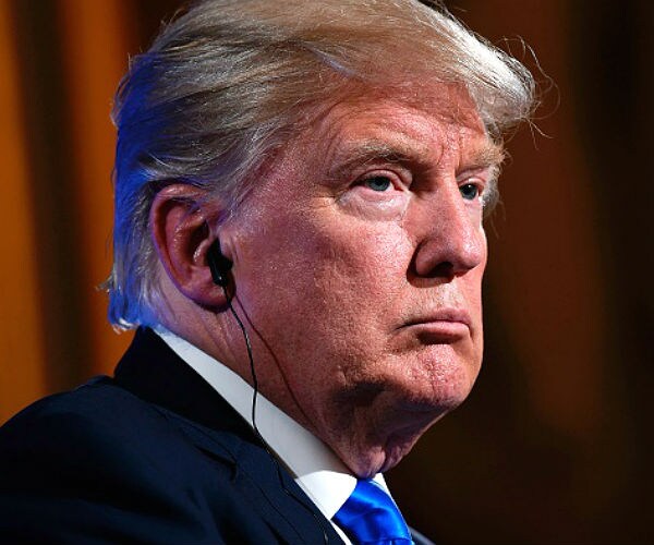 WH: Trump Called on GOP to 'Step Up' in Attack Tweet