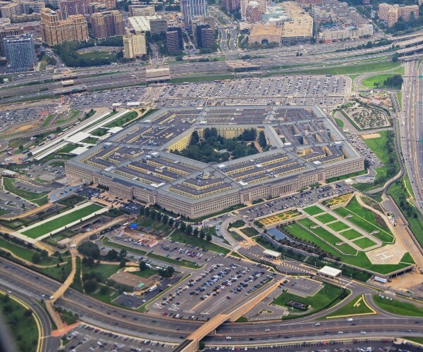 Pentagon Looking to Provide Up to 100K Body Bags for Civilians in Outbreak