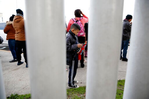 Mexico Worries as US Keeps Making Asylum Seekers Wait There