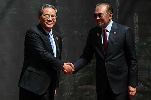 Malaysia's Anwar Calls for Dialogue over Coercion at ASEAN's East Asia Summit