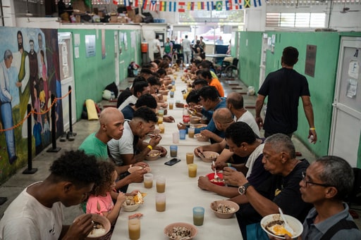 Trump's Foreign Aid Freeze Guts Grassroots Groups Helping Migrants in Latin America