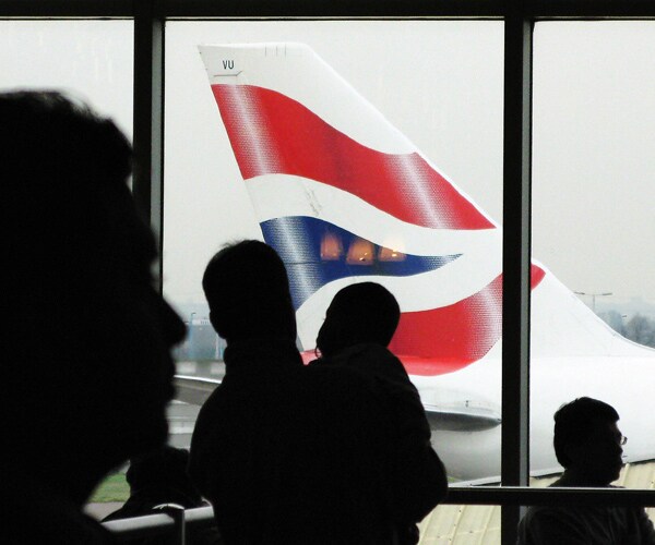 British Airways Pilot Taken Off Plane in Cuffs – 'FUI' Avoided?