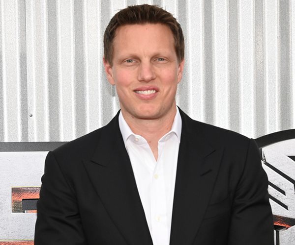 Paramount Sweetens Warner Bid With 'Ticking Fee'