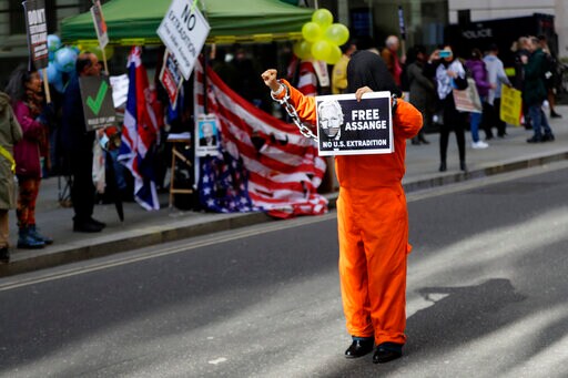 Assange to Hear Judge's Verdict on US Extradition on Jan 4