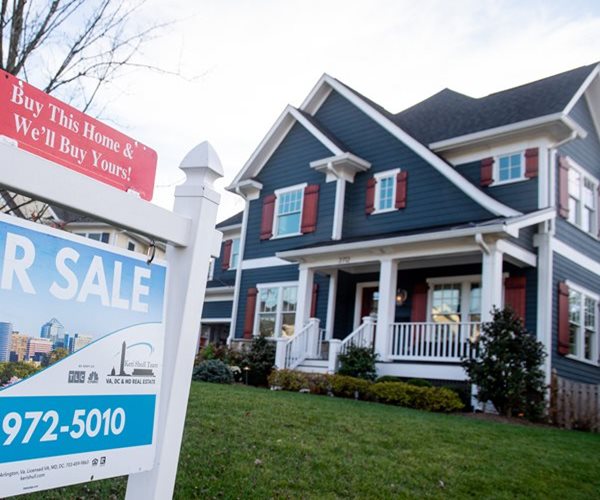 US New Home Sales Fall More Than Expected