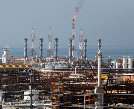 Iran Threatens Energy Targets After Gas Field Hit