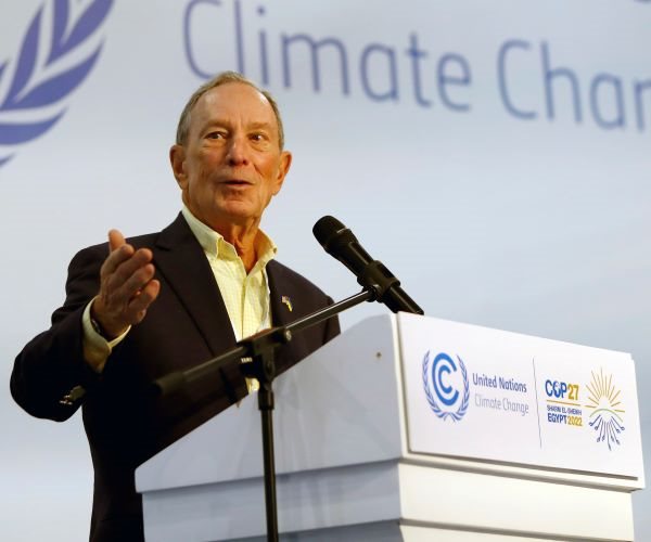 Bloomberg Looking to Buy Dow Jones or Washington Post