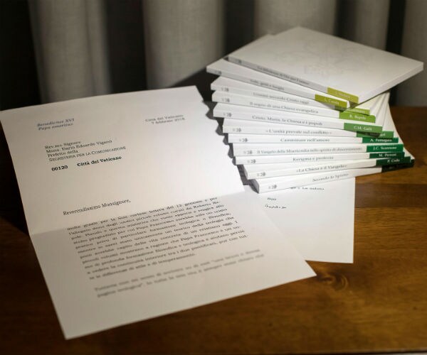 'Lettergate' Mystery Hits Vatican as Conservatives Cry Foul