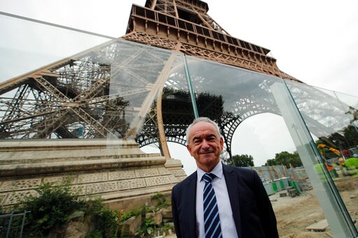 Glass Walls, Not Metal Fencing, to Surround Eiffel Tower