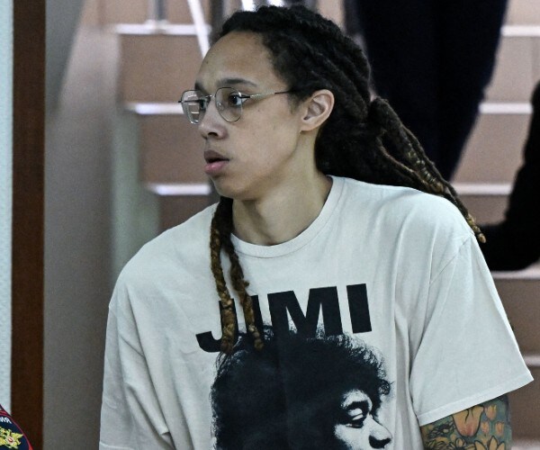 griner in shackles headed to a court appearance