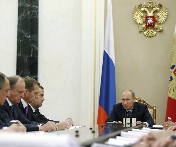 Russia Wants to Control Cyberspace