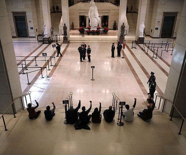 Groups, Celebrities Stand Behind Dreamers