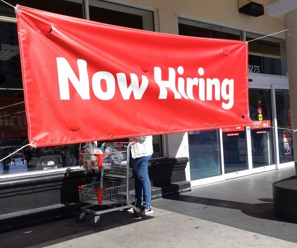 Fewer Americans File for Jobless Benefits