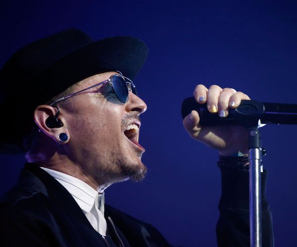 Chester Bennington, Linkin Park Frontman, Dies of Apparent Suicide