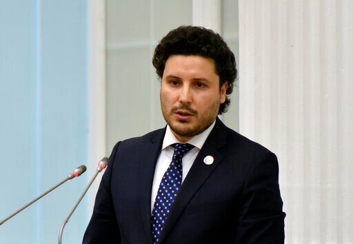 Montenegro Lawmakers Elect Pro-EU Government after Crisis