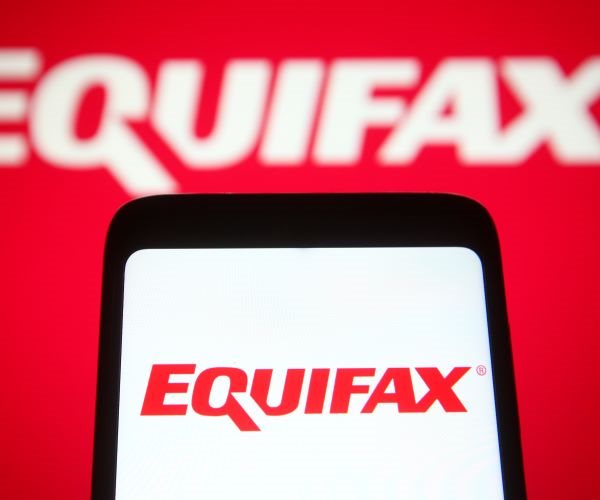 SEC Charges 3 People With Equifax Hack Insider Trading