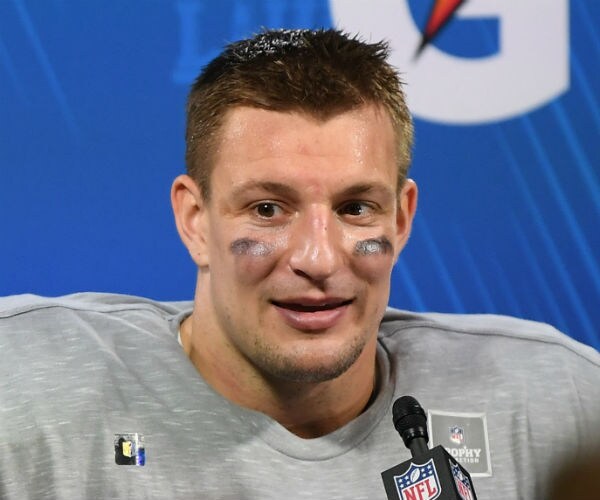 Patriots Tight End Rob Gronkowski Announces Retirement