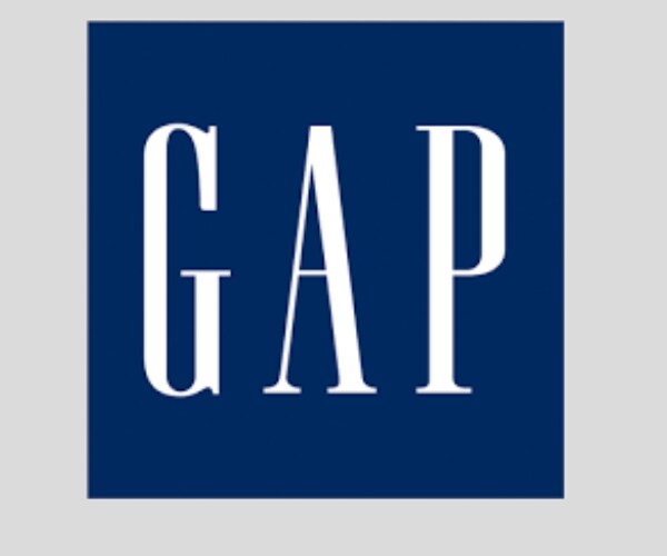 Gap Distribution-Center Fire Seen as Holiday Headache for Chain