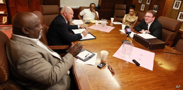 KKK, NAACP Leaders Meet, But No Minds Are Changed