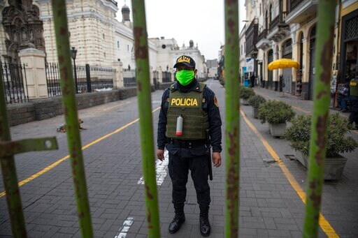 Peru President Faces Impeachment Vote amid Pandemic Turmoil