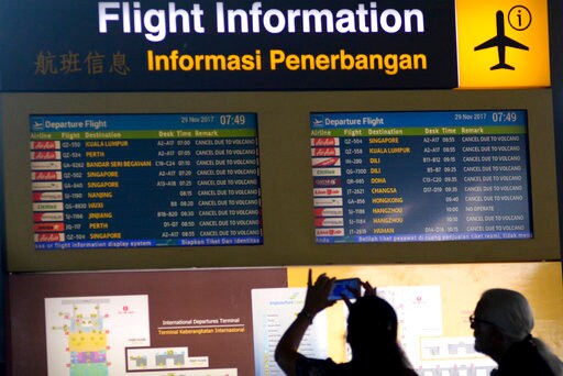 The Latest: Bali Airport Closed 3rd Day Due to Volcanic Ash