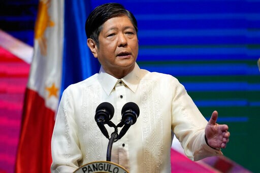 Japan, Philippines to Sign Plans to Boost Defense Ties